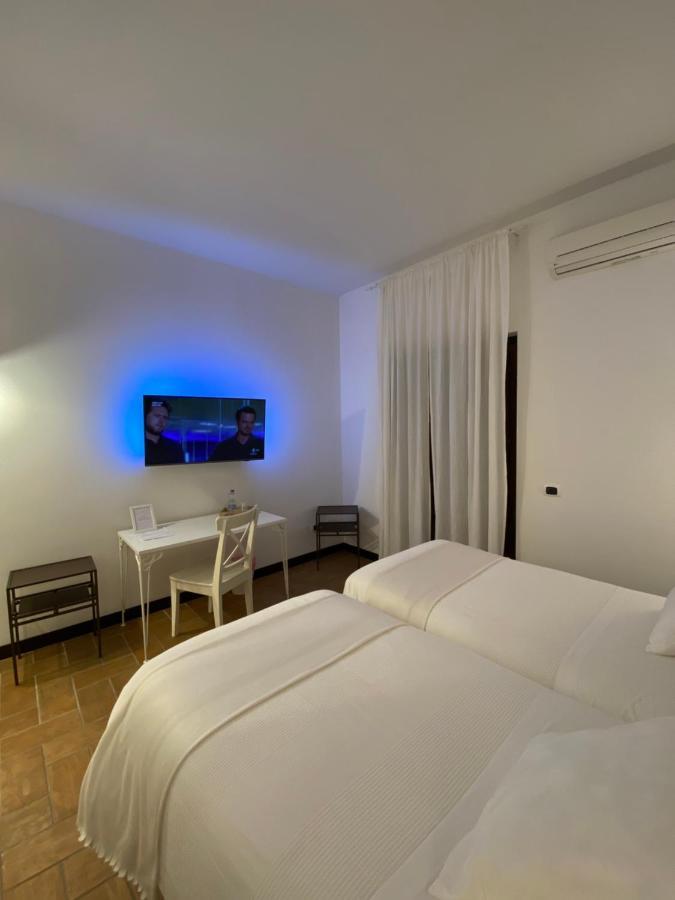 Hotel Domus Giuliae Trecastagni Exterior foto